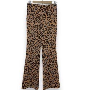 Forever 21 Animal Print Flared Pants Casual Pull-on Elastic Waistband Women's M